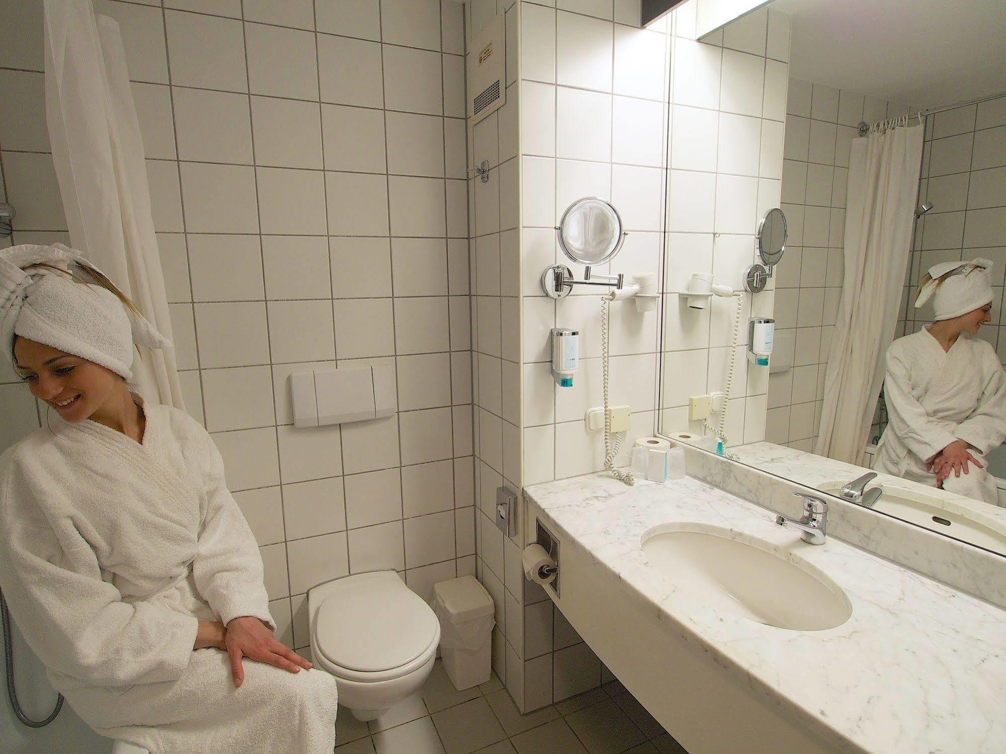 24Hours Apartment Hotel Wien Exteriör bild